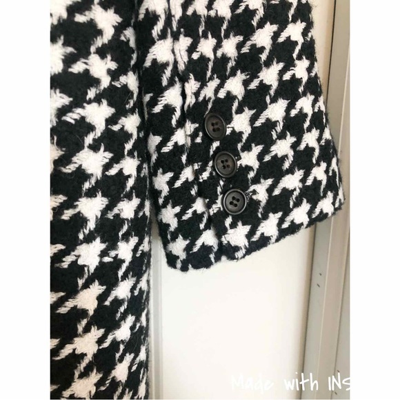 Smythe Houndstooth Coat - Picture 12 of 16